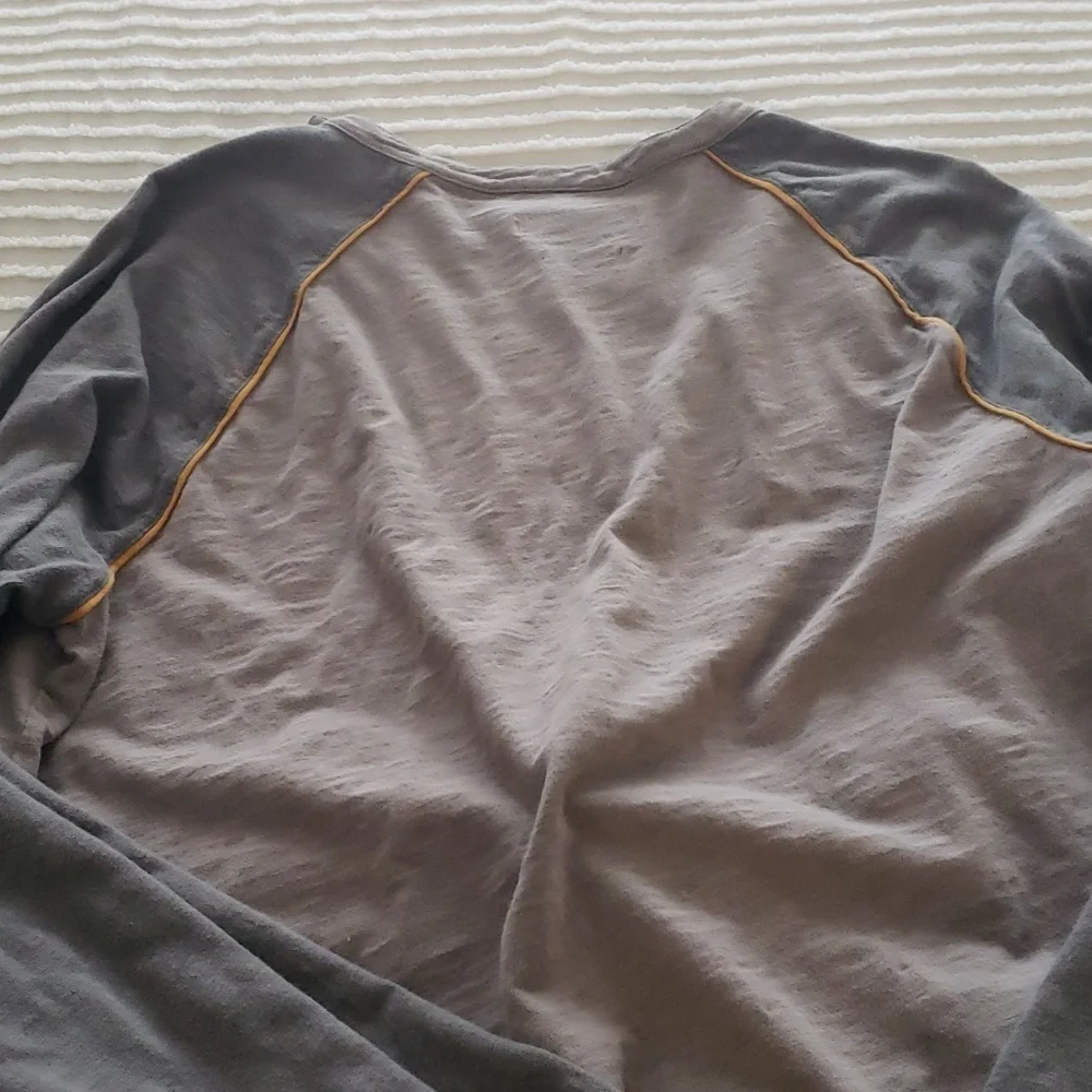 The Field L/S Raglan pullover - Picture 7 of 11